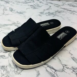 Basic Editions Black Woven Slide Sandals with White Accent